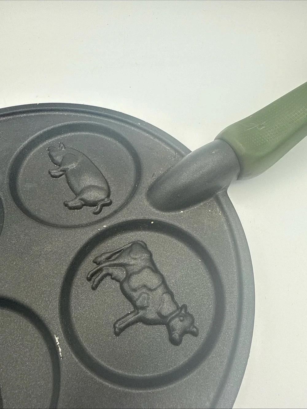 Nordic Ware Zoo Friends Cow Pig Mini Pancake Pan Non-Stick Coating Made In USA
